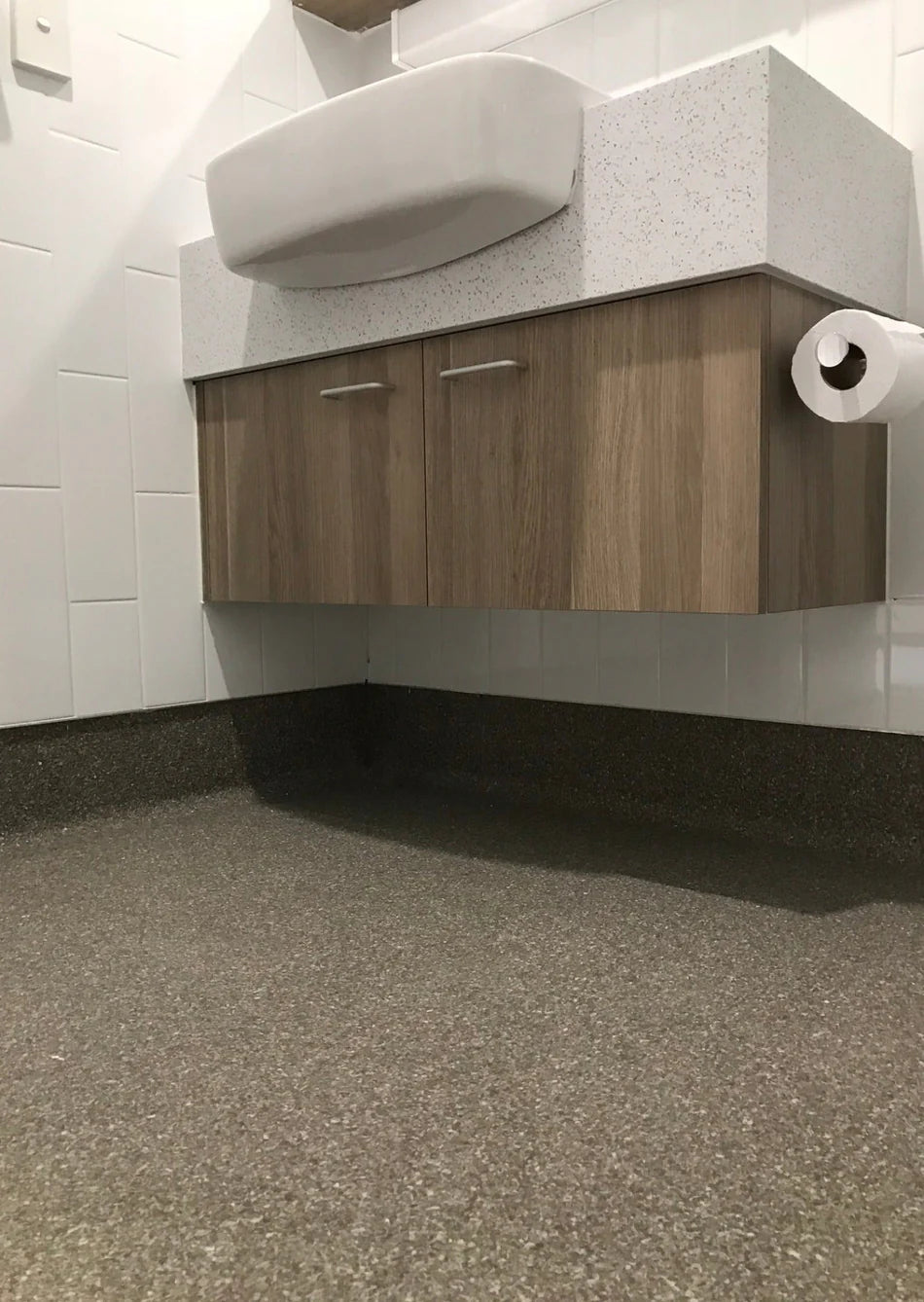 Accolade_Foothold-Vinyl_Sheet_Flooring-R11-4 Accolade_Foothold-Vinyl_Sheet_Flooring-R11-4