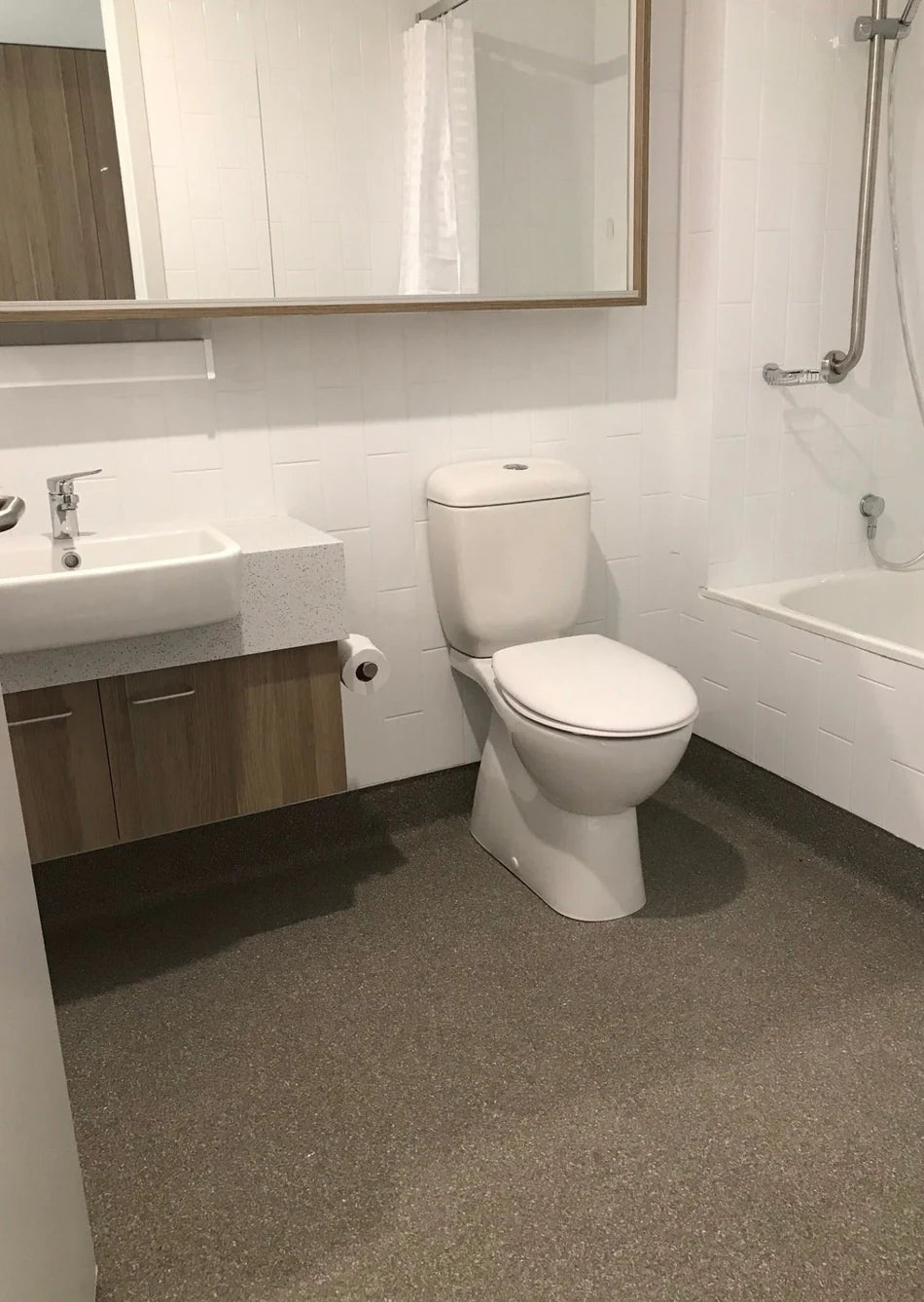 Accolade_Foothold-Vinyl_Sheet_Flooring-R11-5 Accolade_Foothold-Vinyl_Sheet_Flooring-R11-5