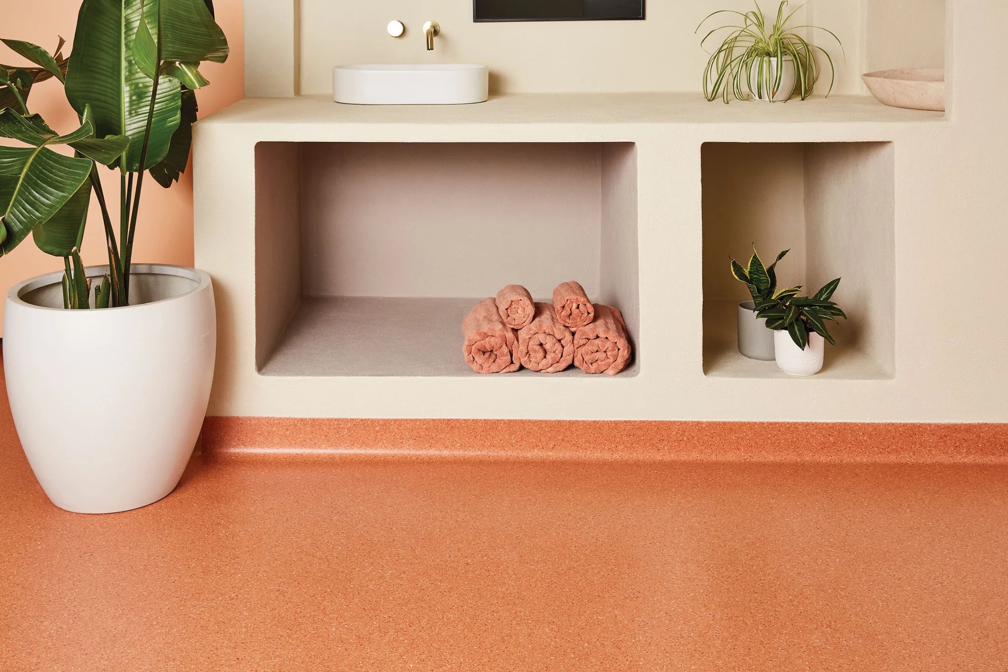 Accolade_Foothold-Vinyl_Sheet_Flooring-R11-7 Accolade_Foothold-Vinyl_Sheet_Flooring-R11-7