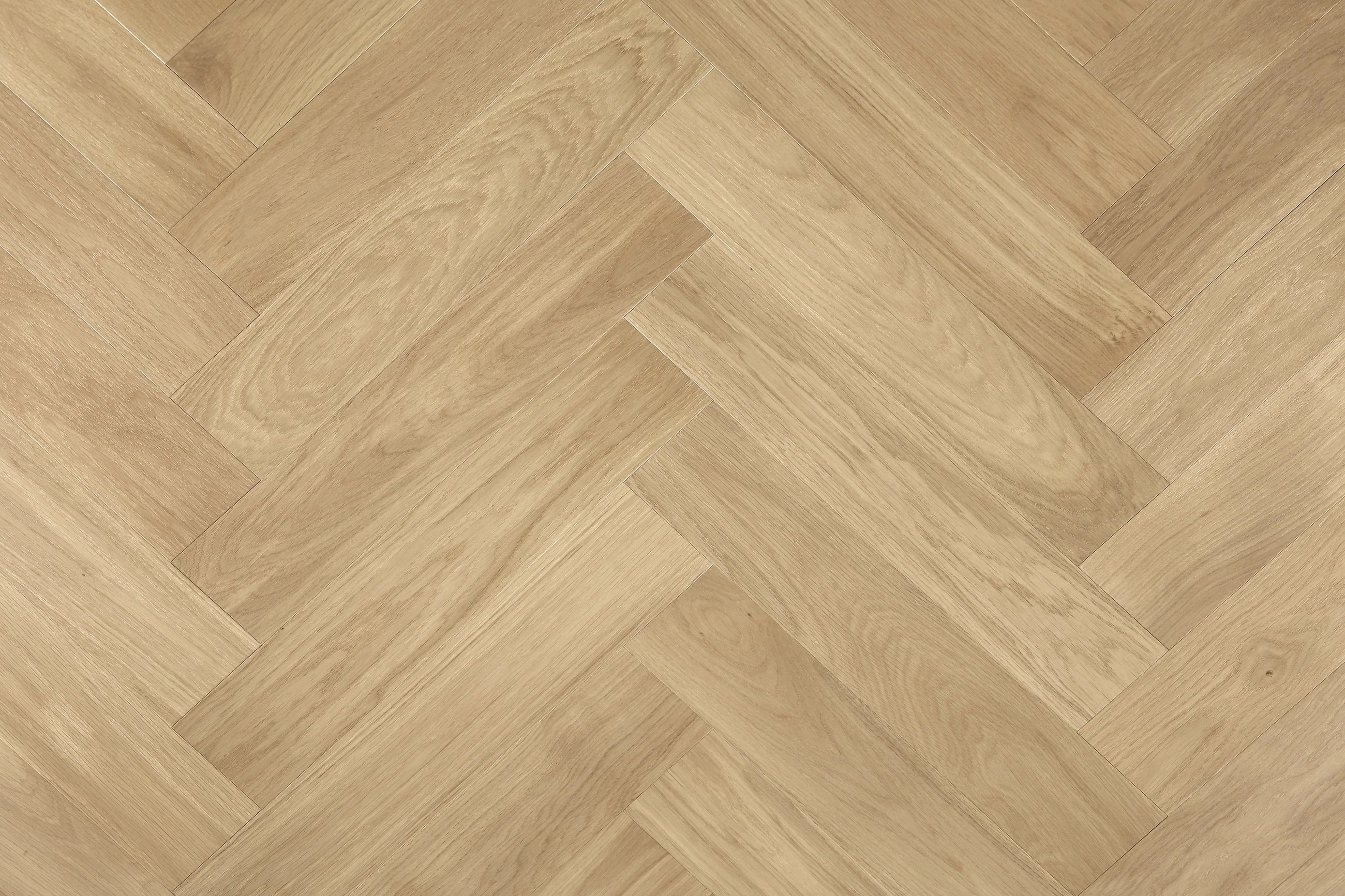 Castel Nuovo European Oak Herringbone Flooring-14/3mm