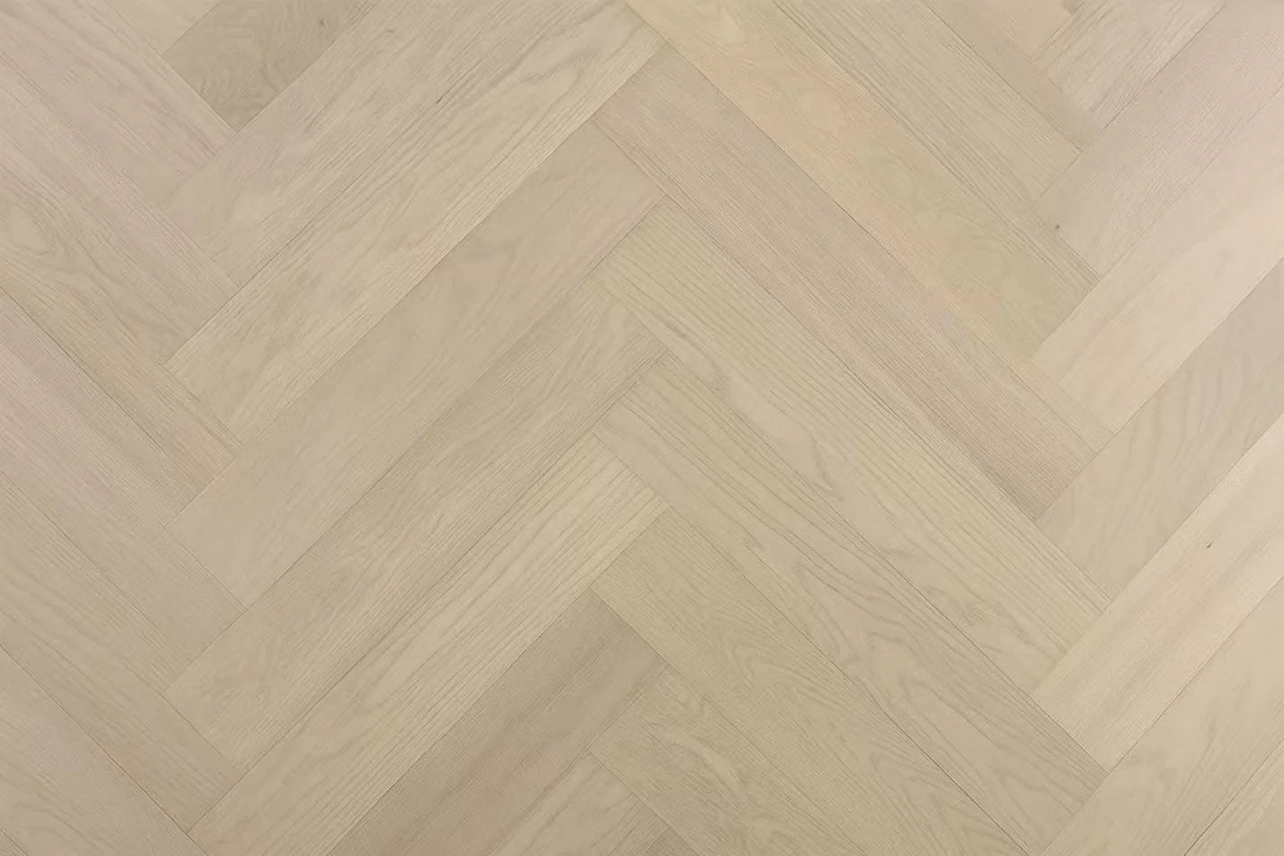 Castel Nuovo European Oak Herringbone Flooring-14/3mm
