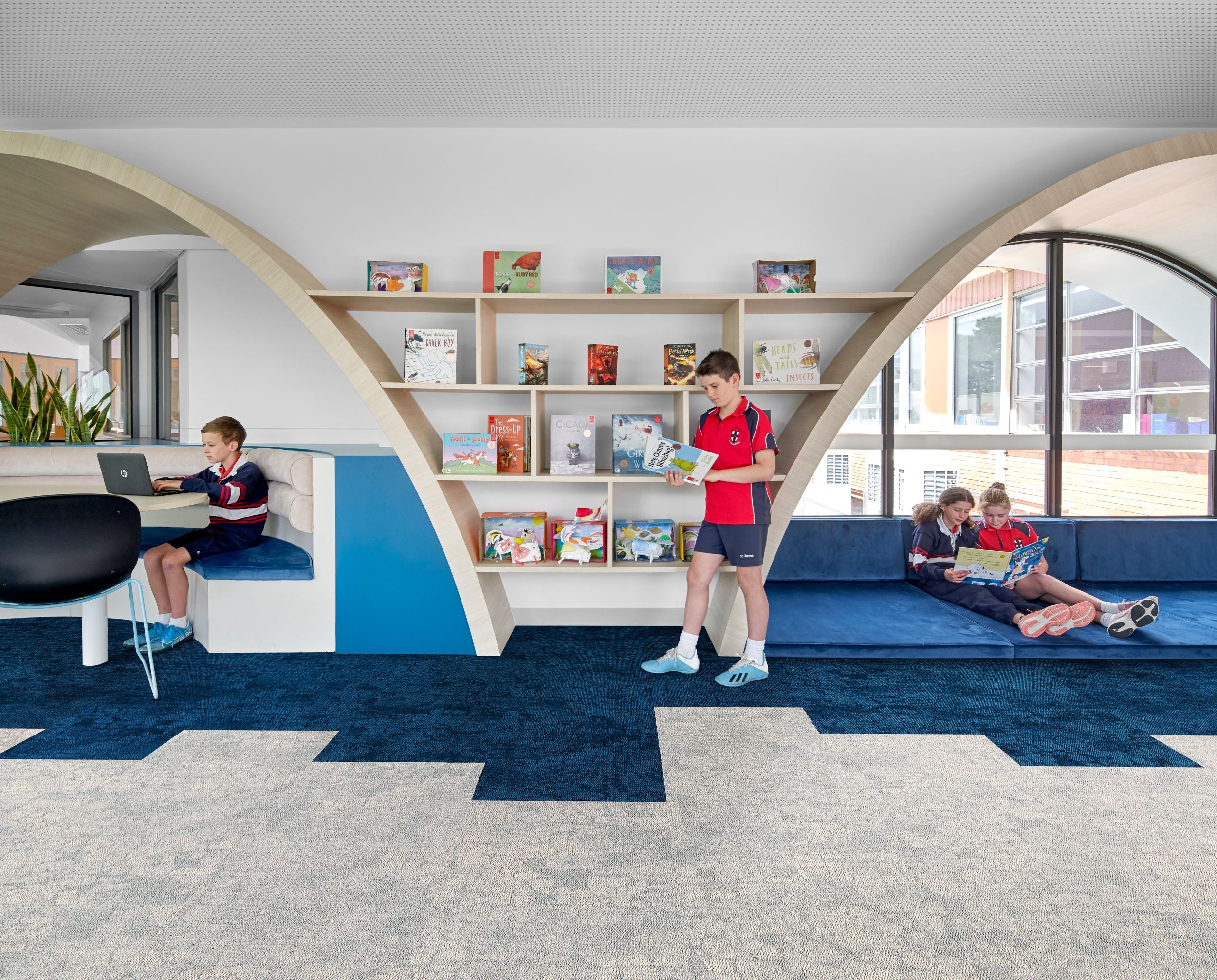 Escarpment_Saltwater_Depth_Escarpment_Saltwater_Neutral Escarpment_Saltwater_Depth_Escarpment_Saltwater_Neutral