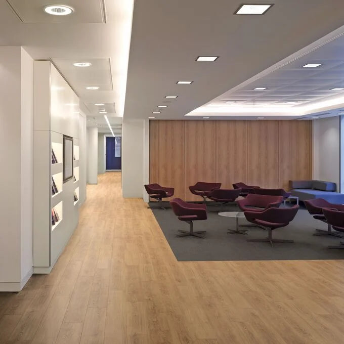 Expona-Simplay-177.8_x_1219.2_x_5mm_-_Colour-Medium-Classic-Oak-2521-Room Expona-Simplay-177.8_x_1219.2_x_5mm_-_Colour-Medium-Classic-Oak-2521-Room