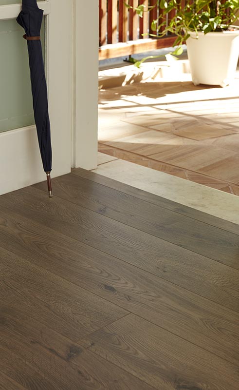 Oakleaf-Laminate_Flooring_Standard-Tawny-Oak--2 Oakleaf-Laminate_Flooring_Standard-Tawny-Oak--2
