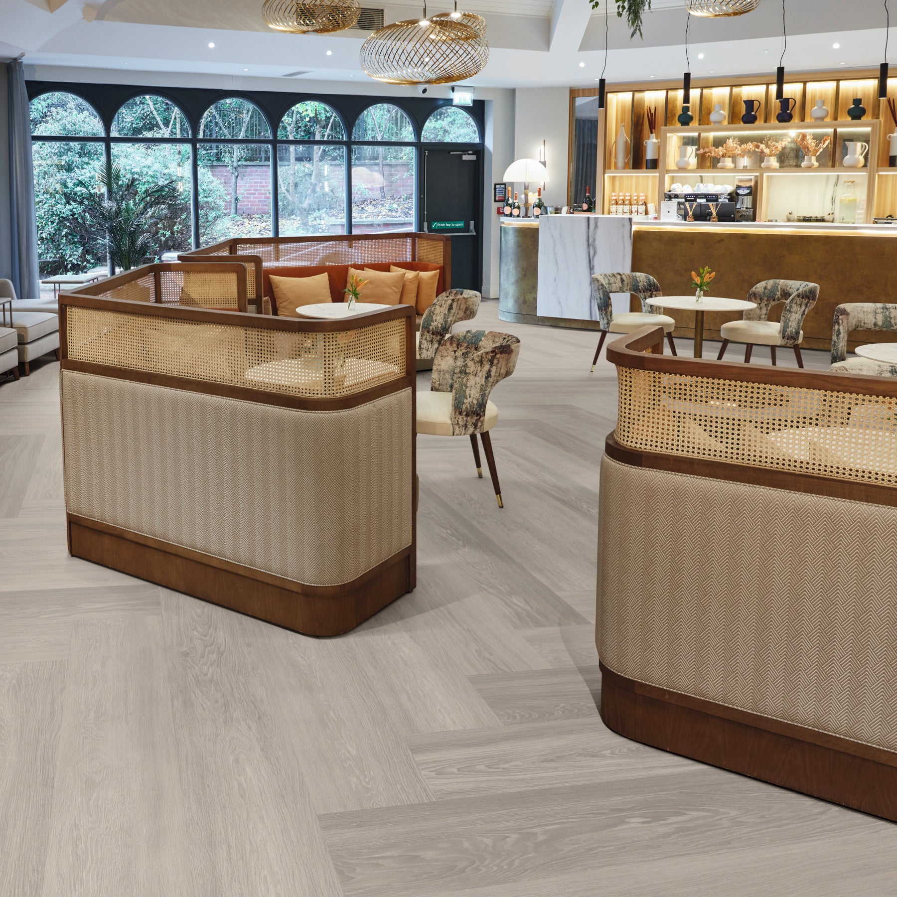 4.5mm-Sterling-Oak-LLP354-Room-1