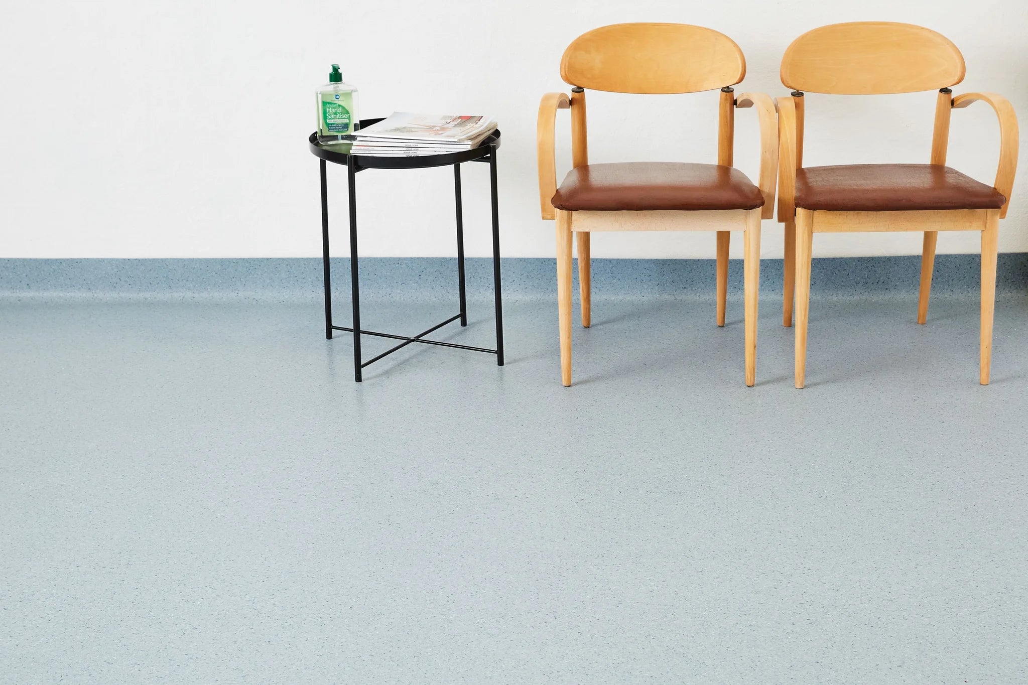 Accolade_Plus_Homogeneous_Vinyl_Sheet_Flooring_-_20M_x_1.8M_x_2mm_thickness-1
