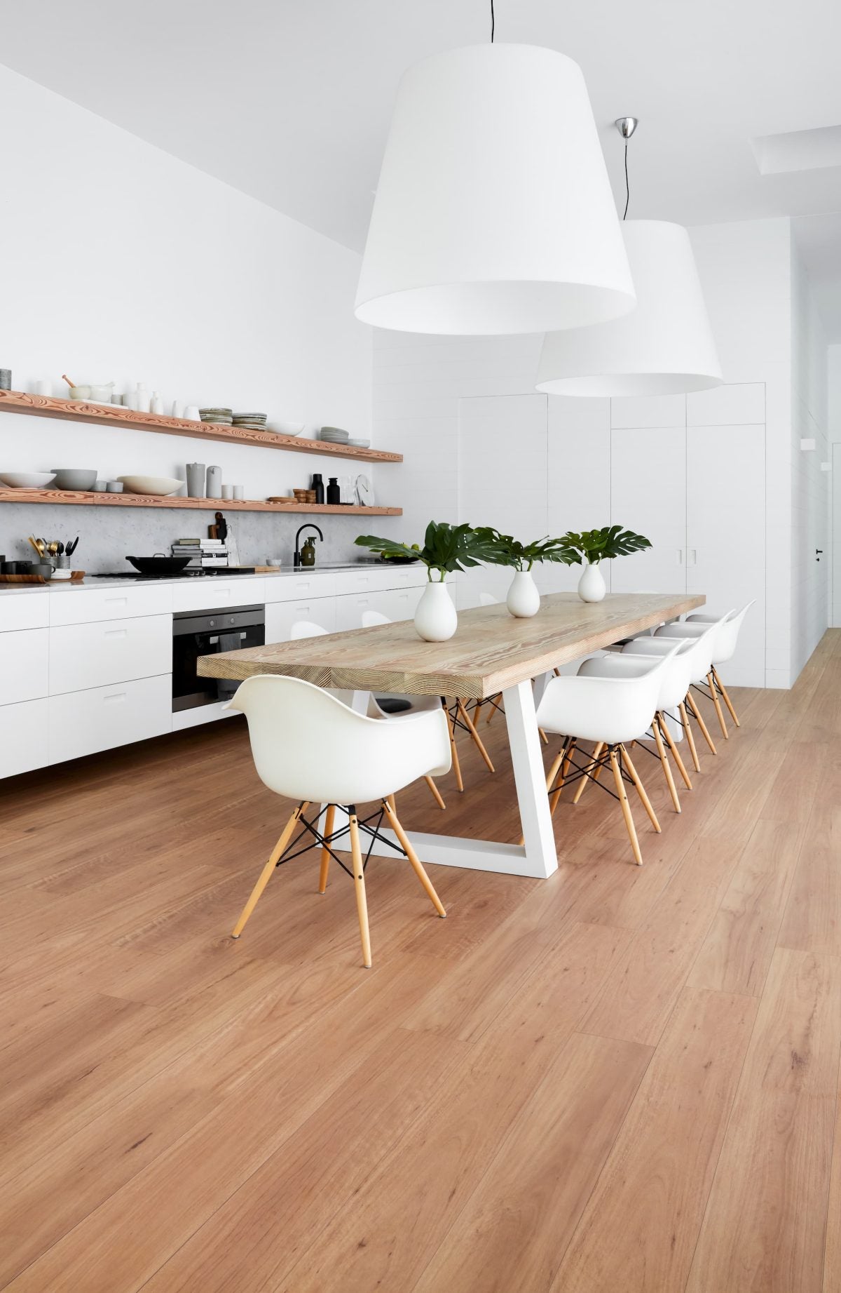 Aged-Blackbutt-Oakleaf-Laminate-Flooring-Standard