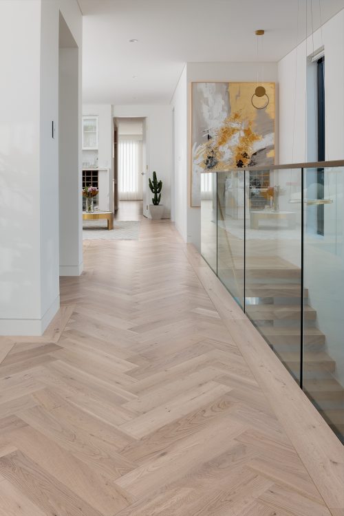 De-Marque-Oak-Parquetry-Herringbone-colour-Parana-Room-1
