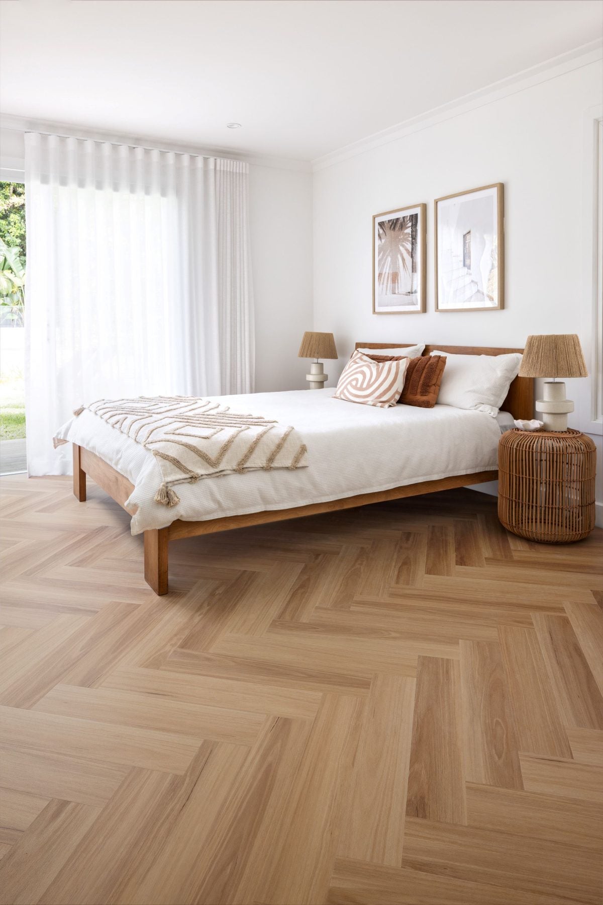 Easi-Plank-Herringbone-Blackbutt-Room
