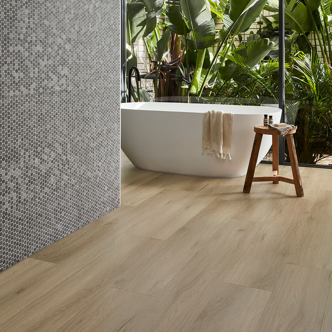 Easi-Plank-Hybrid_Flooring-7.5mm-Colour-Barnside-1_e0cc0912-51bd-4579-a53a-f6c72e4e04f2