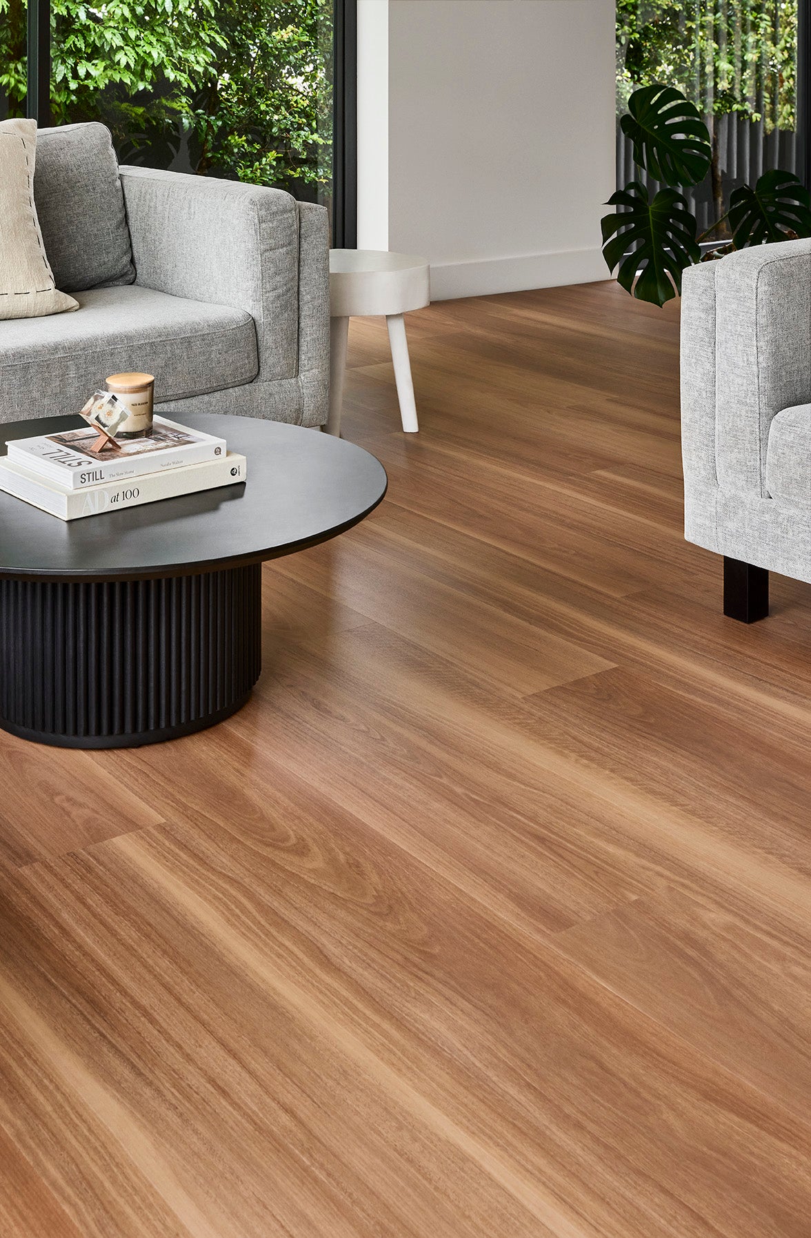 Easi-Plank-Hybrid_Flooring-7.5mm-Colour-Classic-Spotted-Gum-1_d0d01a1f-2f63-4424-a3f2-83a9f54282ed