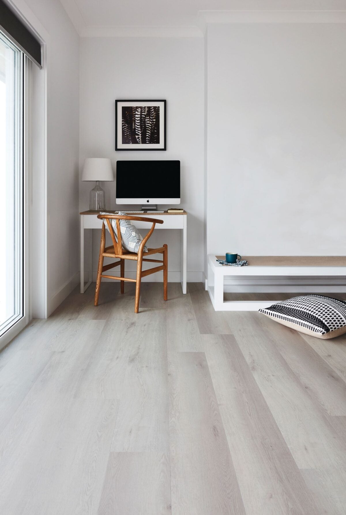 Easi-Plank-Hybrid_Flooring-7.5mm-Colour-Pewter-1_a2720e8e-d60a-4442-8ade-f9bb955dd6da
