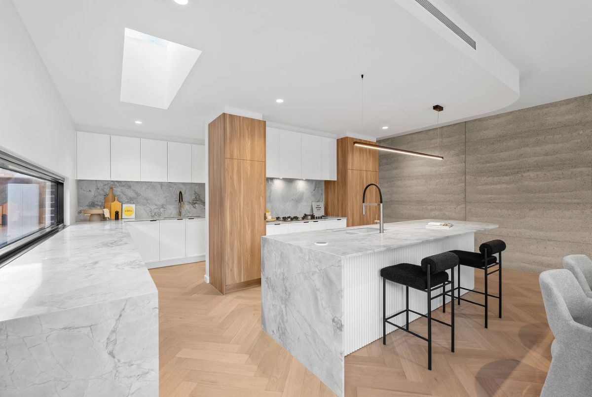 HB-Colour-Tinge-Clay-3005-room-1