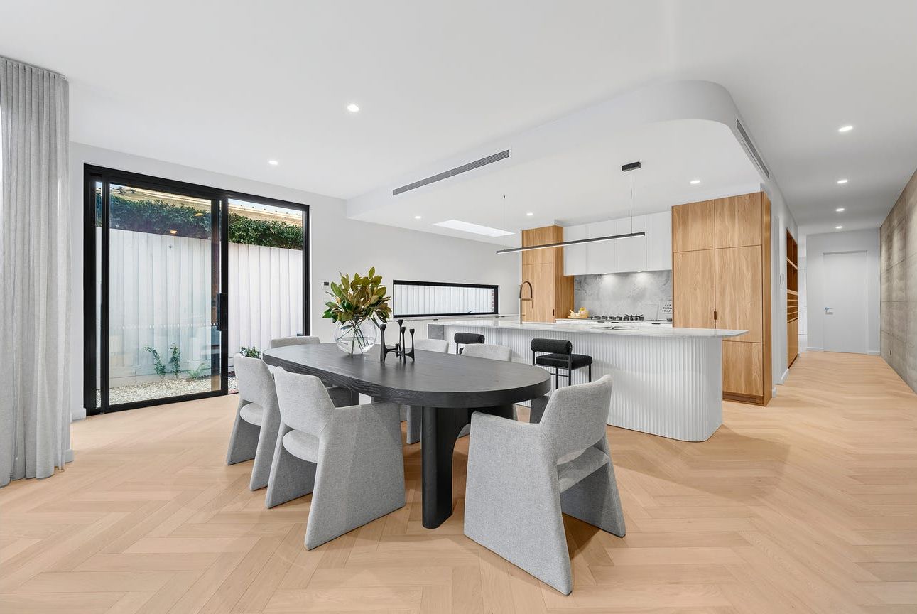 HB-Prime-3005153-Tinge-Clay-Dining