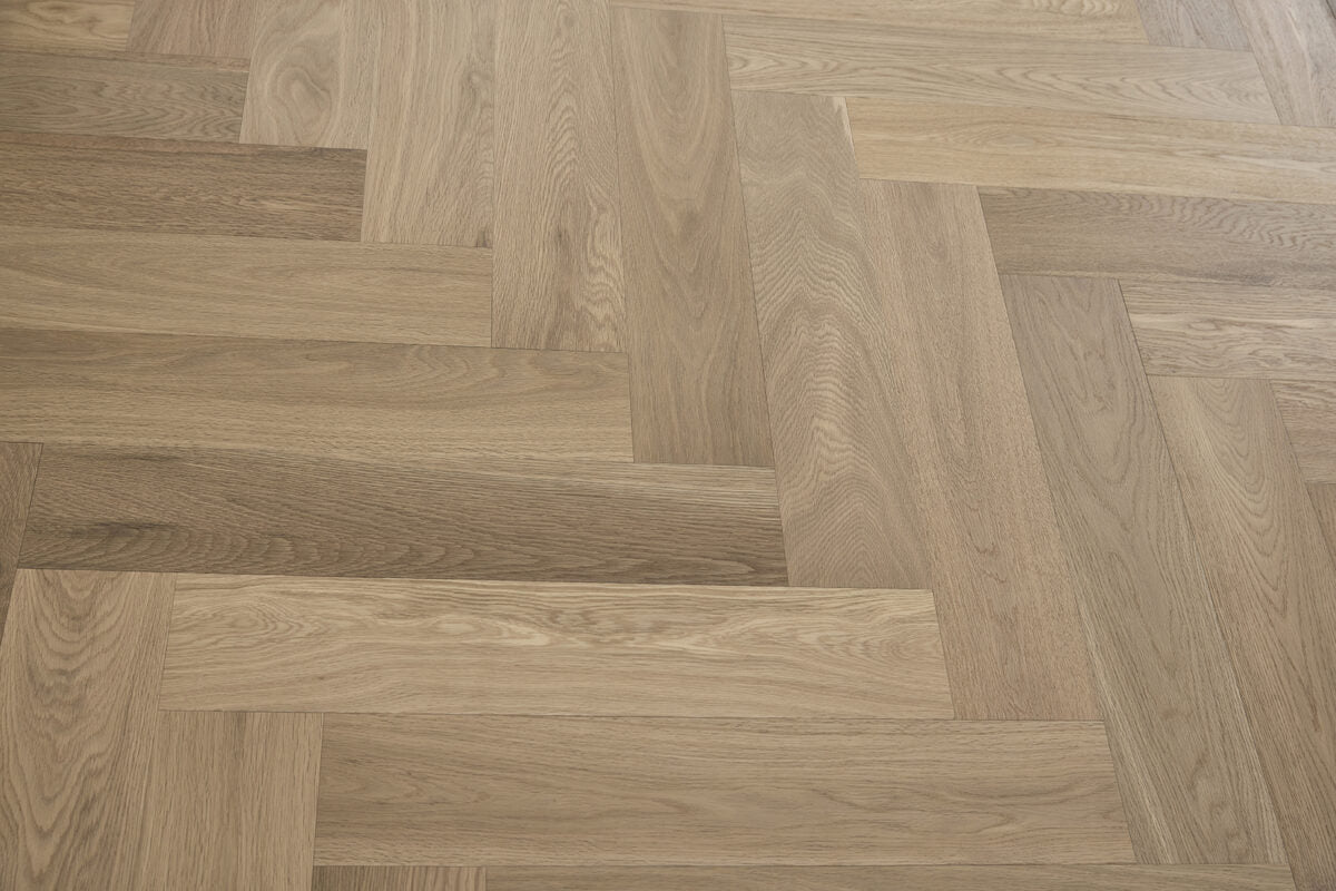 Herringbone_-Pronto-Engineered-Timber_Flooring-600mm_x120_x_14-3mm-Colour-_Chesterfield-1_b3ff2e6f-c7e7-4433-9b15-895722d7362c