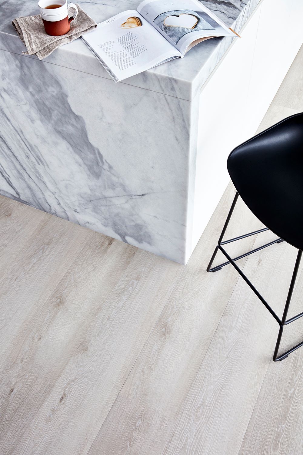 Hydroplank-Hybrid-Soho-Room-2