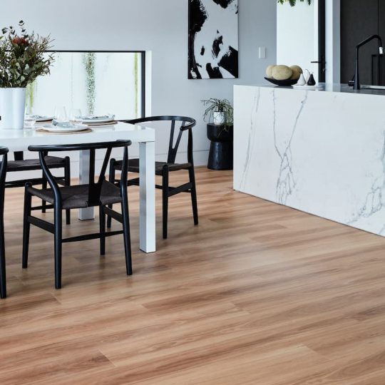 Iconic-Hybrid-Blackbutt-Dining