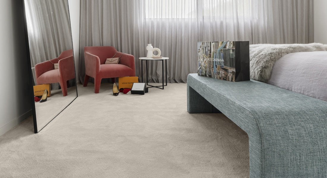Mink-Lesnay-Room