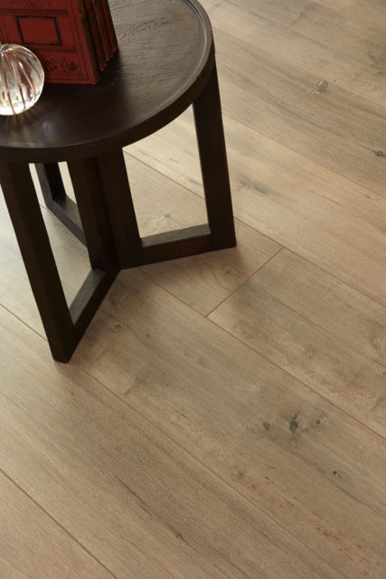 Mystic-Oak-Oakleaf-Laminate_Flooring_Standard-2
