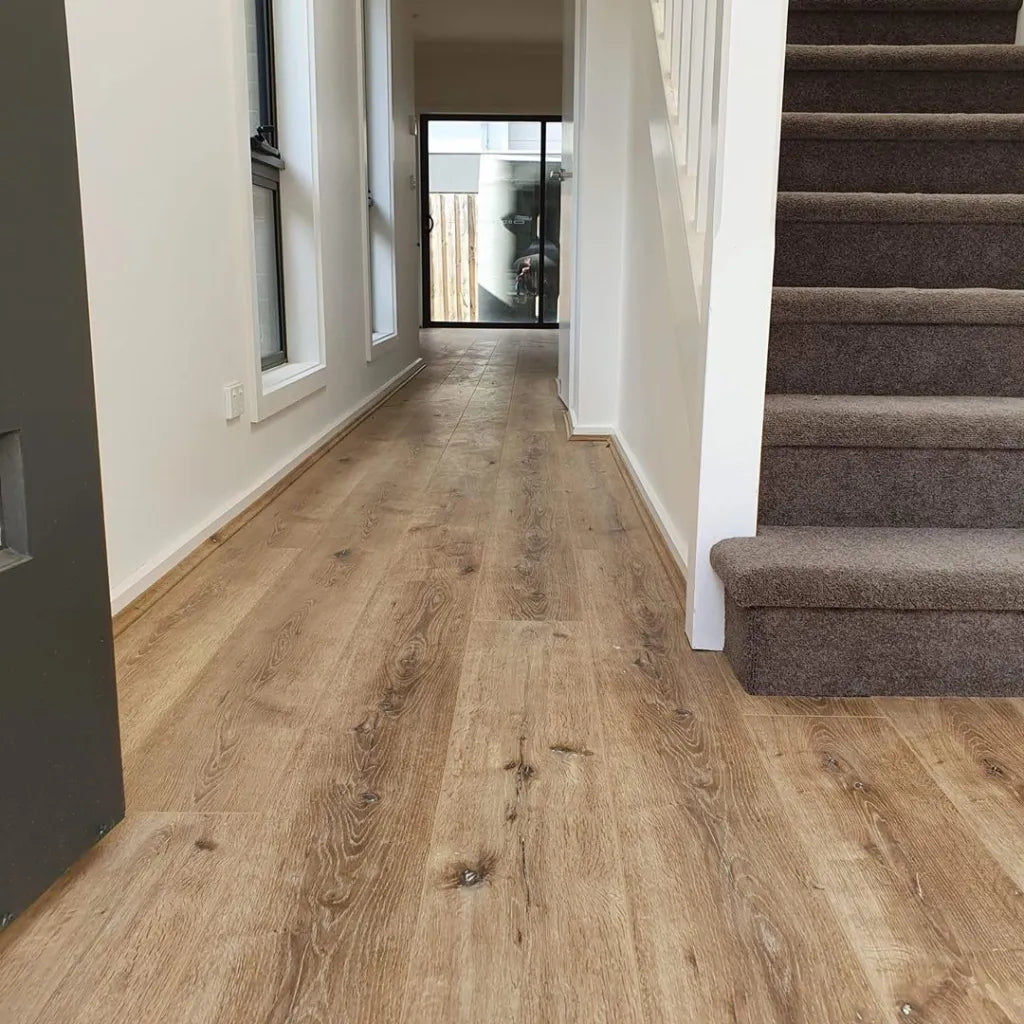 Swish-Aqua-AC5-Oak-Amelia-Hallway