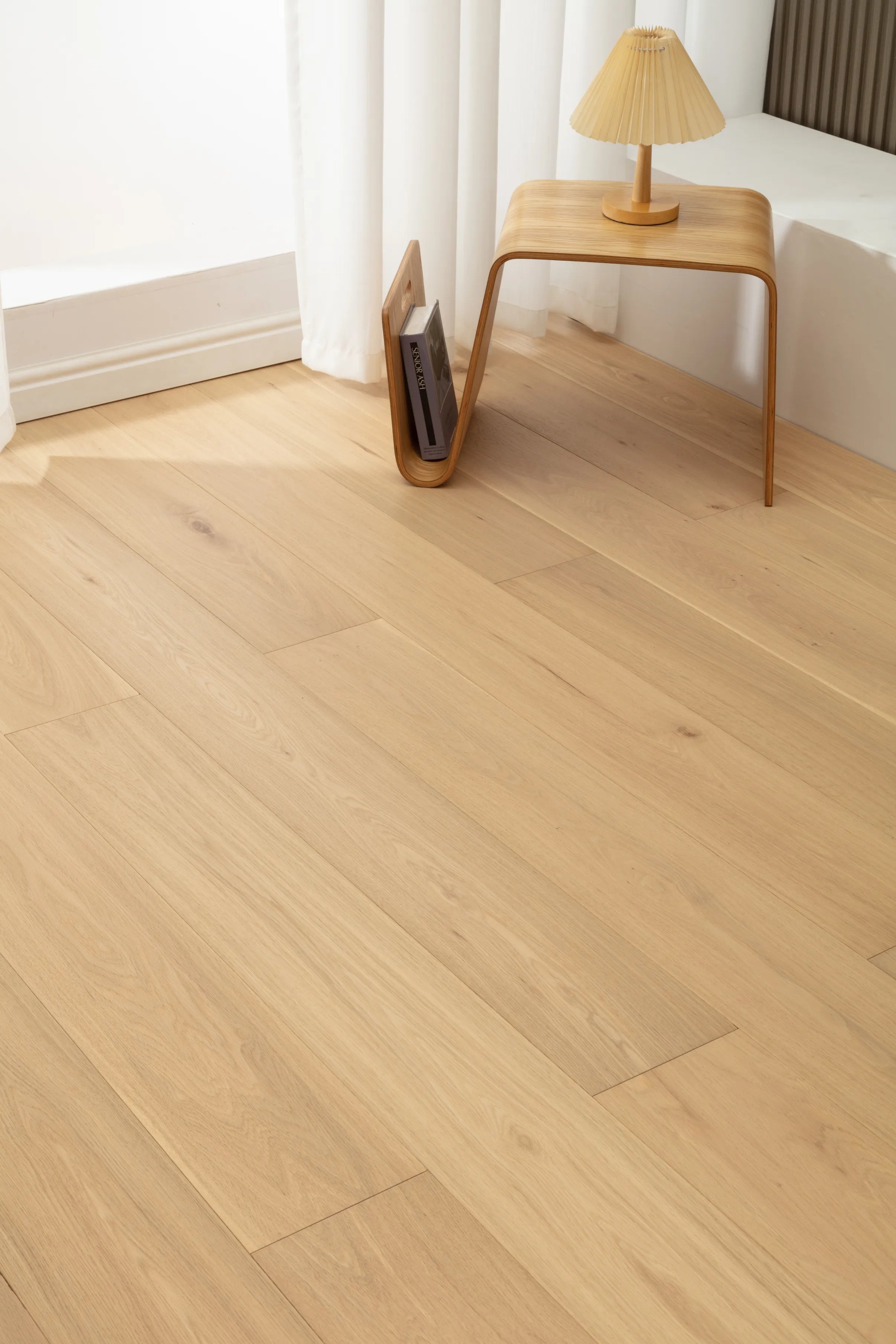 Timber-Oak-Colour-Sablke-LF04-Hallway