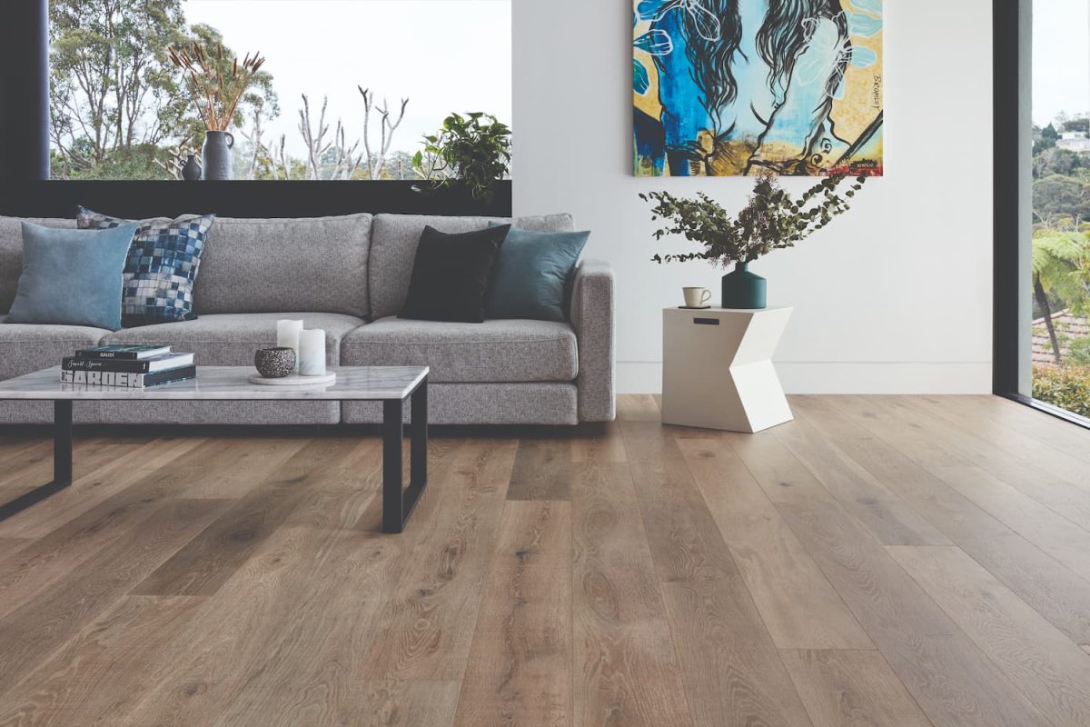 Wolf-Grey-Oakleaf-Laminate_Flooring-8mm-HD-PLUS-2