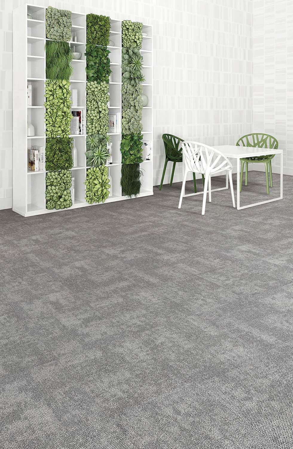 Cluster-Nova Carpet Tile